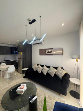 Loxwood House by MOTCH REALTY